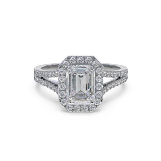 Smaragd-Diamant-Ring mit einzelner Halo-Schulterfassung