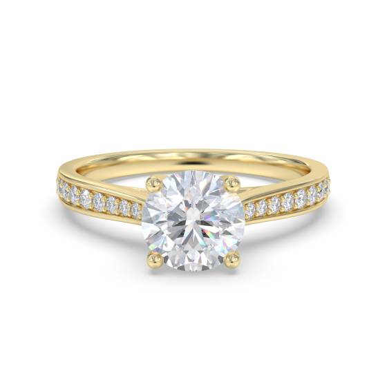 Verlobungsring mit Diamanten im Schulterbereich