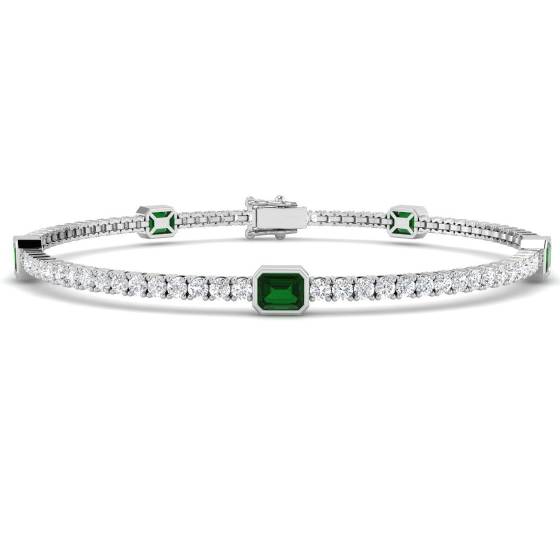 Armband aus grünem Smaragd im Smaragdschliff