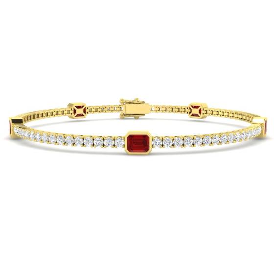 Armband mit smaragdgeschliffenem Rubin und runden Diamanten