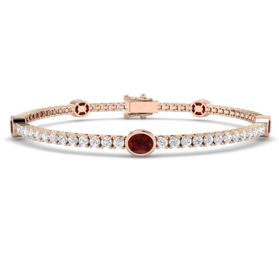 Armband aus oval geschliffenem Rubin