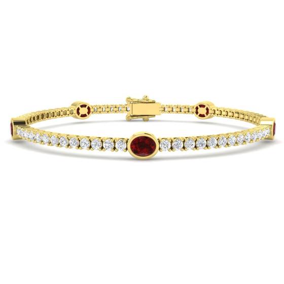 Armband aus oval geschliffenem Rubin
