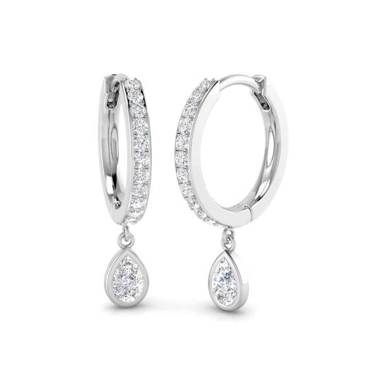 Tropfen- und Creolenohrringe mit 0,50 ct natürlichen Diamanten im Birnenschliff (SI/E-F).