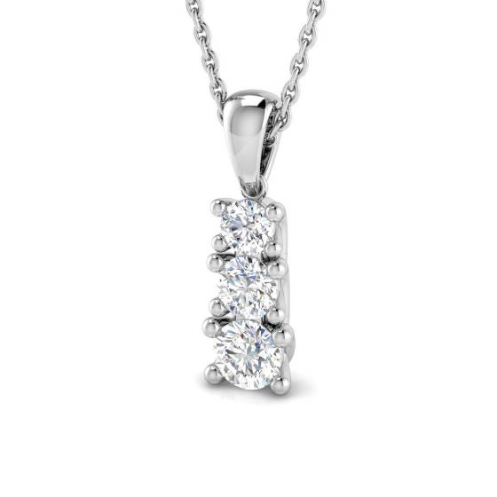 Trilogie-Anhänger mit 0,84 ct VS/E-F runden Naturdiamanten