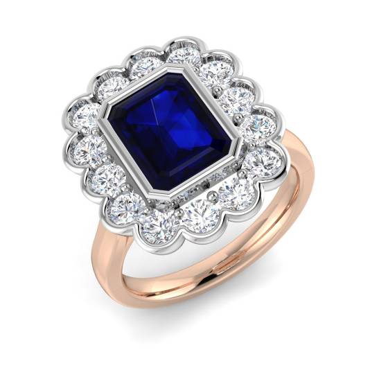 Ring mit smaragdgeschliffenem, blauem Saphir im Zargenfassung-Halo-Design