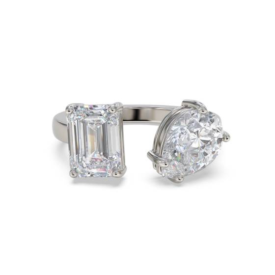 Smaragd- und Birnenförmiger Zweistein-Diamantring