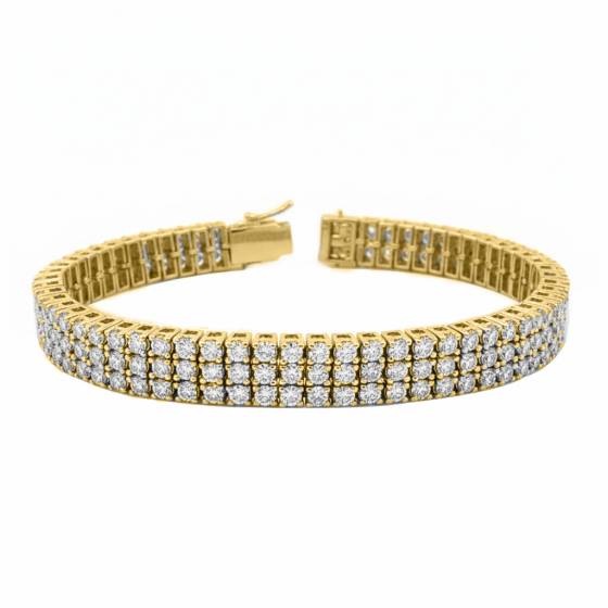 Klassisches dreireihiges Tennisarmband mit runden Diamanten