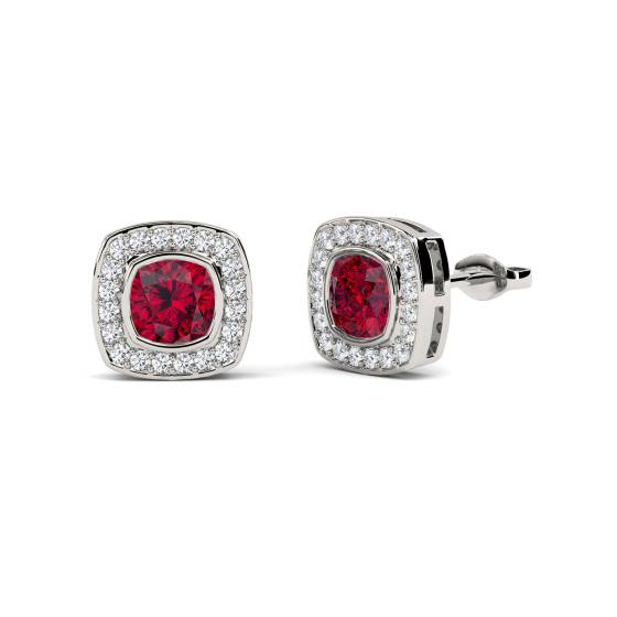 Ohrstecker mit Rubin- und Diamantfassung im Kissen-Design