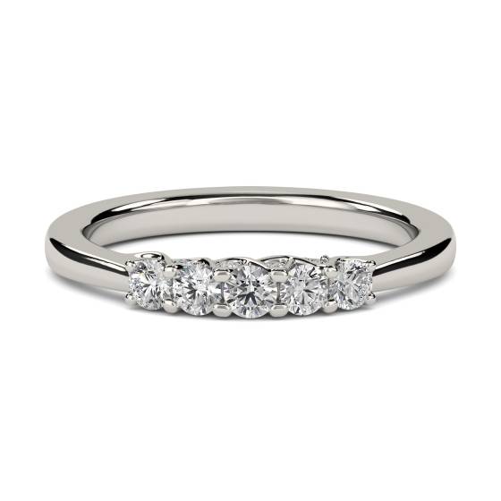 Runder Diamantring mit 5 Steinen