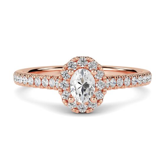 Ring mit rundem und ovalem Diamantcluster