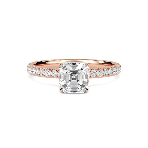 Asscher-Diamantring mit hohem, verstecktem Halo und Schulterfassung