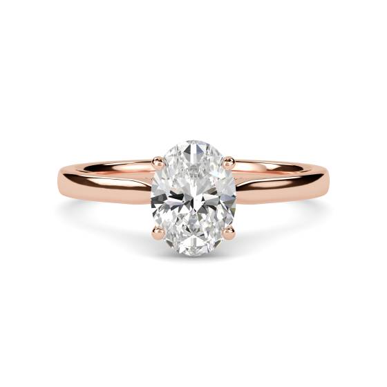 Verlobungsring mit ovalem Diamanten