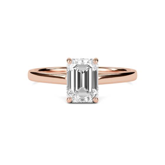Verlobungsring mit Smaragd und Diamant