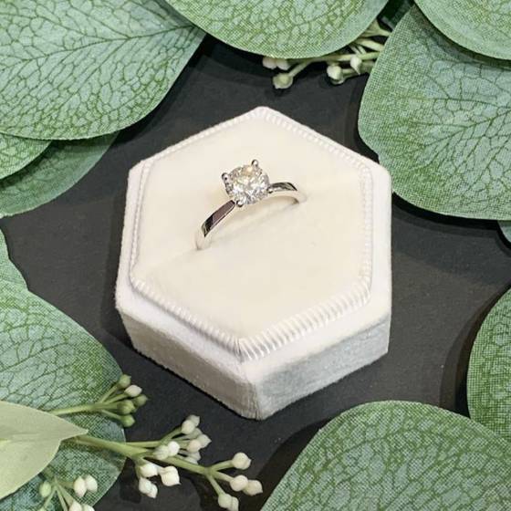 1,60 ct I1/I Runder Solitär-Naturdiamantring