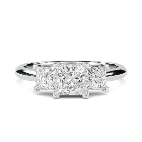 Klassischer Princess-Diamant-Trilogie-Ring