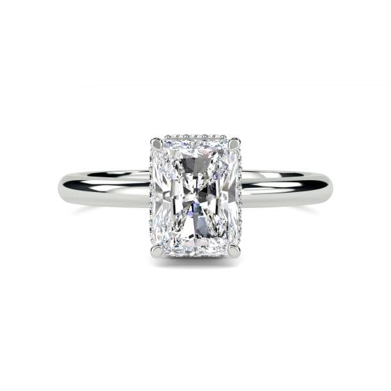 Strahlender Diamantring mit verstecktem Halo