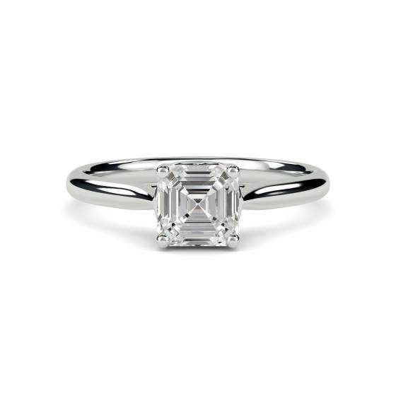 Verlobungsring mit Herz-Kreuzung und Asscher-Diamanten