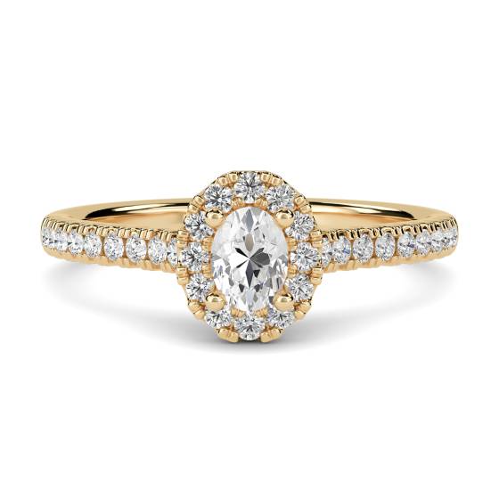 Ring mit rundem und ovalem Diamantcluster