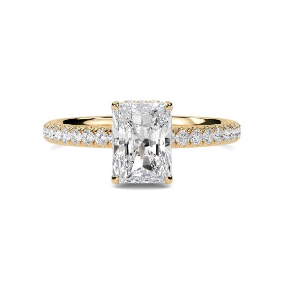 Ring mit strahlendem Diamanten, hochgefasstem, verstecktem Halo und Schulterfassung