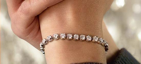 Diamantring-Stil