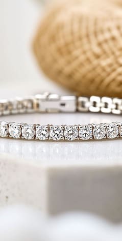 Armbänder